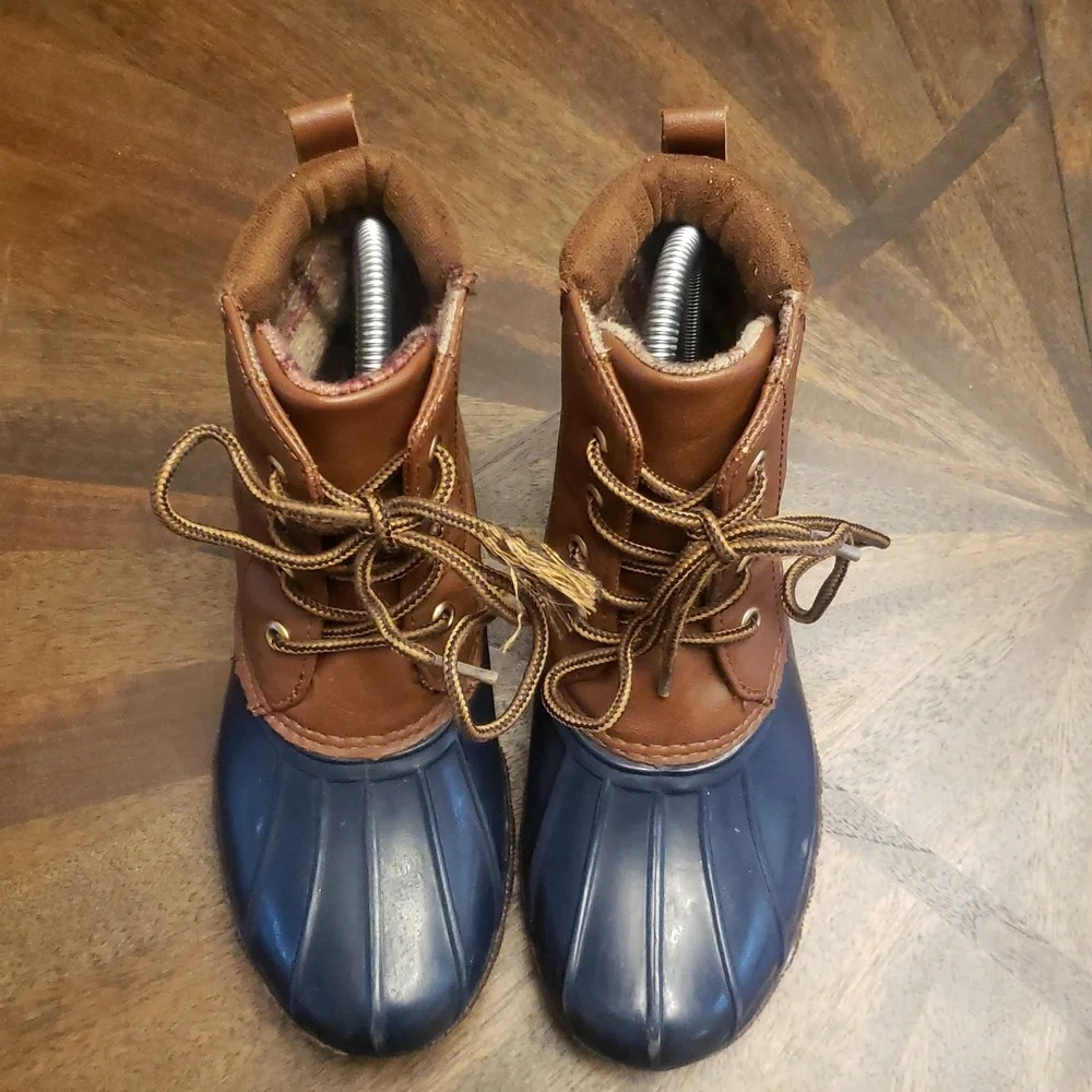 Adrienne Vittadini Kids Brown and Blue Duck Boots Size 3
